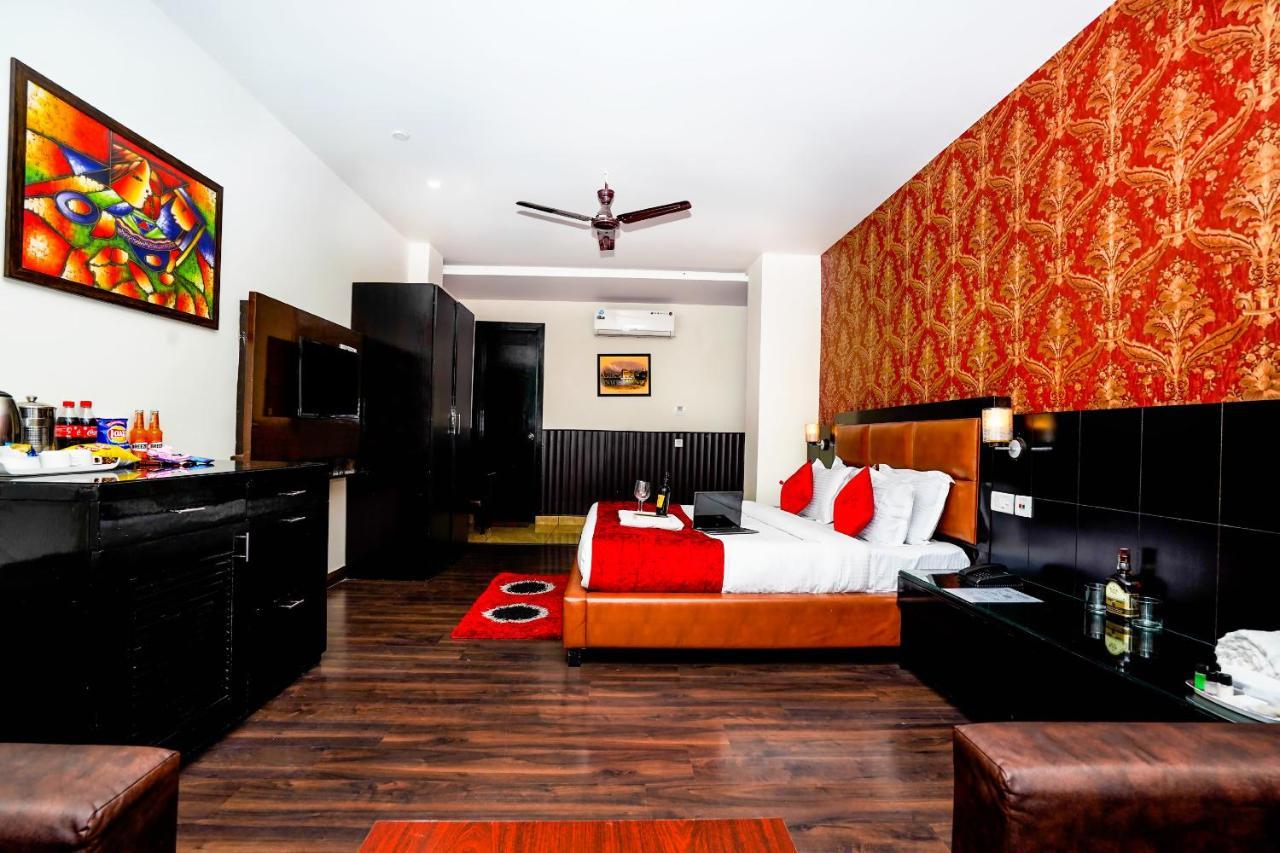Eagle Nest Dharamshala Hotel ภายนอก รูปภาพ