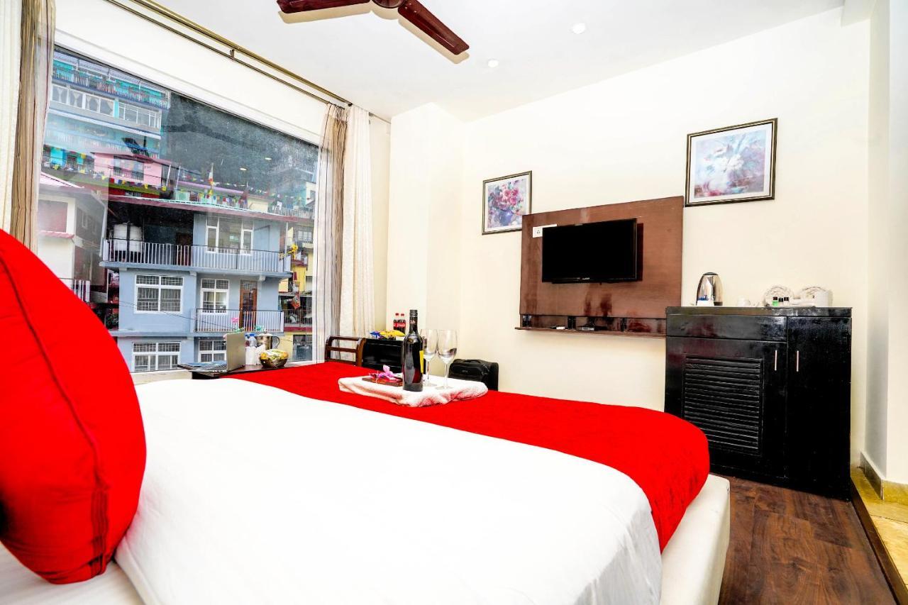 Eagle Nest Dharamshala Hotel ภายนอก รูปภาพ
